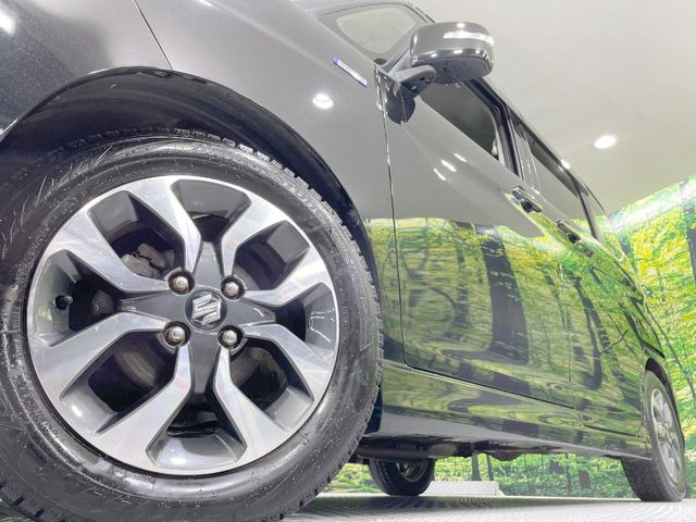 �y����15�C���`�A���~�z�C�[���z�O�ςɃ}�b�`���������A���~�z�C�[���𑕒����Ă���܂��B�e��ЊO�A���~�z�C�[����A�X�^�b�h���X�^�C�����戵�����Ă���܂��B���񂲑��k����������
