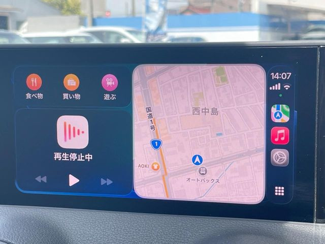 ��Apple Car Play:�X�}�z�Ƃ̗L���ڑ��ŁA�i�r�E�I�[�f�B�I�Đ��ȂǃX�}�z�̃A�v���@�\����ʂł��g����֗��@�\�ł�!