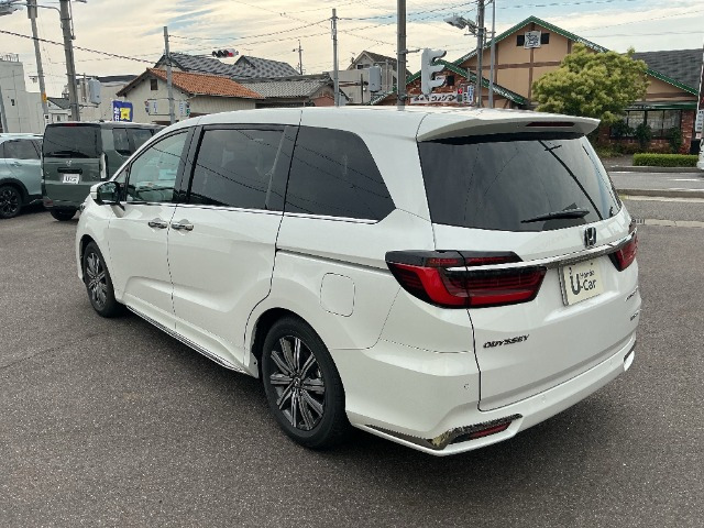 オデッセイ2.0 e:HEV アブソルート