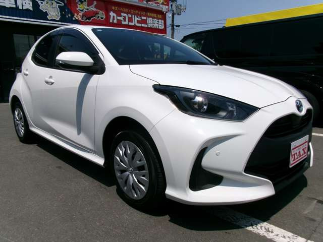 ヤリス1.5 ハイブリッド X E-Four 4WD