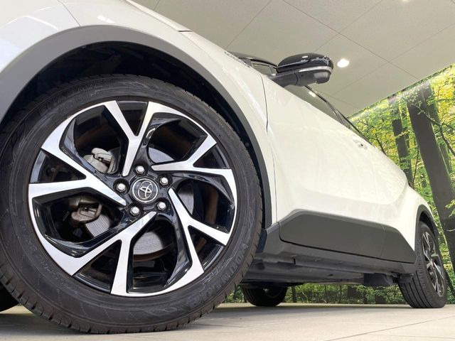 �y�����A���~�z�C�[���z�O�ςɃ}�b�`���������A���~�z�C�[���𑕒����Ă���܂��B�e��ЊO�A���~�z�C�[����A�X�^�b�h���X�^�C�����戵�����Ă���܂��B���񂲑��k����������