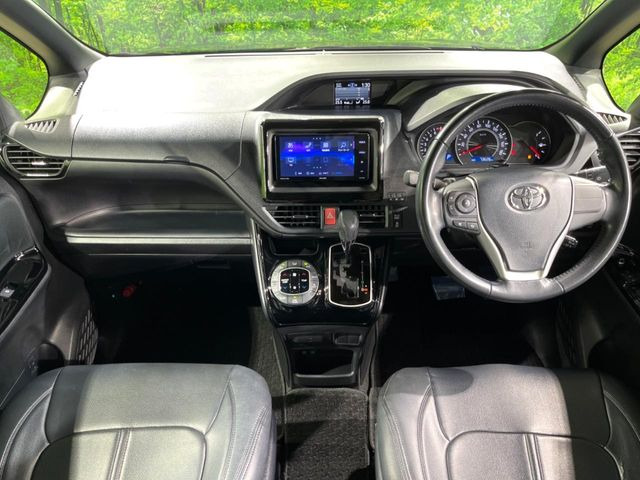 ヴォクシー2.0 ZS
