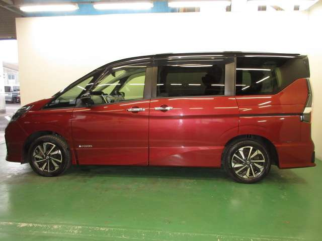 セレナ1.2 e-POWER ハイウェイスターV