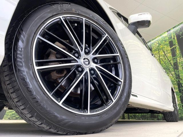 �y17�C���`�A���~�z�C�[���z�O�ςɃ}�b�`�����A���~�z�C�[���𑕒����Ă���܂��B�e��A���~�z�C�[����A�X�^�b�h���X�^�C�����戵�����Ă���܂��B���񂲑��k����������