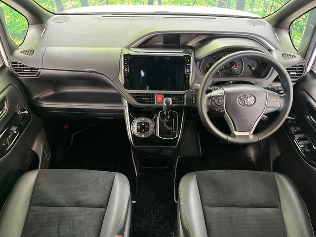 ヴォクシー2.0 ZS 煌III