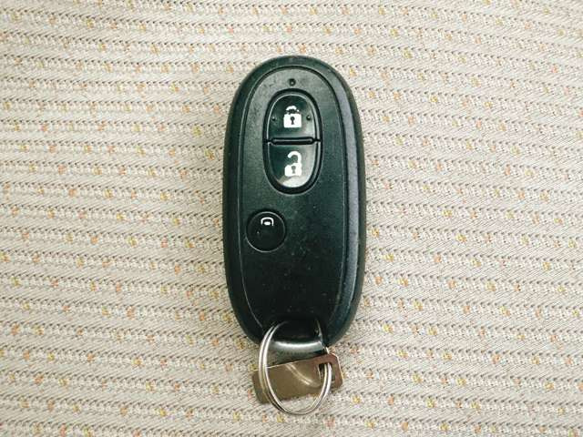 お客様のご予算帯に合わせたお車を常時50台以上取り揃えています!当社のスタッフがお客様のお車選びをしっかりサポートしご提案させていただきます!