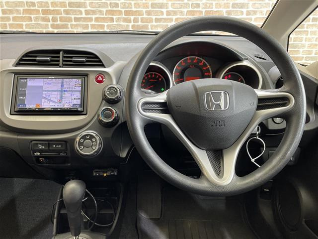 フィット1.3 G 4WD