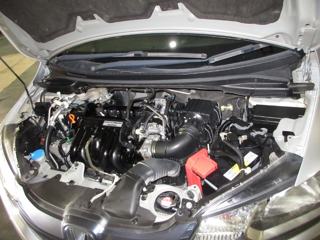 フィット1.3 13G Fパッケージ 4WD