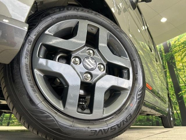 �y����14�C���`�A���~�z�C�[���z�O�ςɃ}�b�`���������A���~�z�C�[���𑕒����Ă���܂��B�e��ЊO�A���~�z�C�[����A�X�^�b�h���X�^�C�����戵�����Ă���܂��B���񂲑��k����������