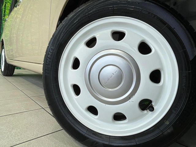 �y����14�C���`�A���~�z�C�[���z�O�ςɃ}�b�`���������A���~�z�C�[���𑕒����Ă���܂��B�e��ЊO�A���~�z�C�[����A�X�^�b�h���X�^�C�����戵�����Ă���܂��B���񂲑��k����������
