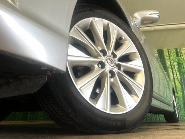 �y�����A���~�z�C�[���z�O�ςɃ}�b�`���������A���~�z�C�[���𑕒����Ă���܂��B�e��ЊO�A���~�z�C�[����A�X�^�b�h���X�^�C�����戵�����Ă���܂��B���񂲑��k����������