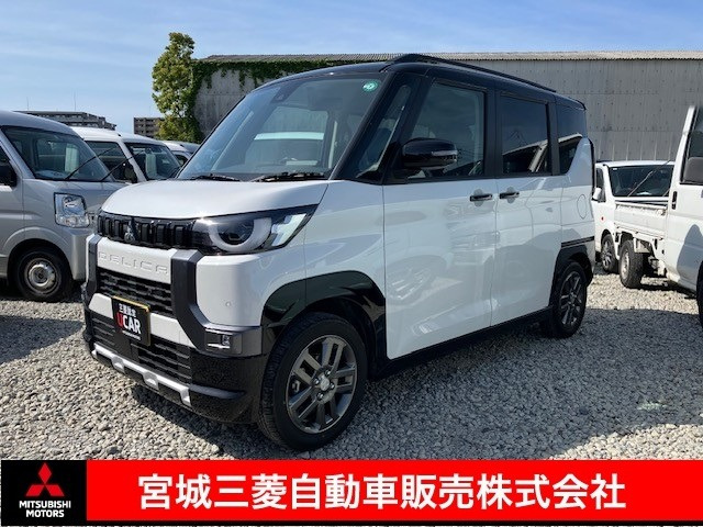 デリカミニT プレミアム 4WD