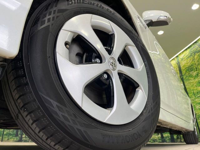 �y����15�C���`�A���~�z�C�[���z�O�ςɃ}�b�`���������A���~�z�C�[���𑕒����Ă���܂��B�e��ЊO�A���~�z�C�[����A�X�^�b�h���X�^�C�����戵�����Ă���܂��B���񂲑��k����������