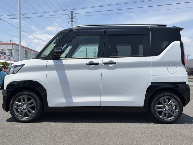 デリカミニT プレミアム 4WD