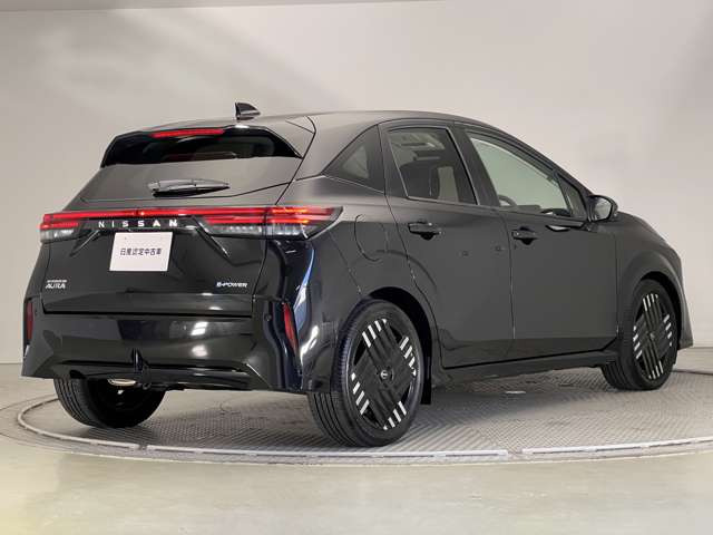 ノートオーラ1.2 G レザーエディション