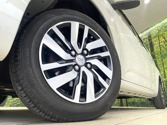 �y����14�C���`�A���~�z�C�[���z�O�ςɃ}�b�`���������A���~�z�C�[���𑕒����Ă���܂��B�e��ЊO�A���~�z�C�[����A�X�^�b�h���X�^�C�����戵�����Ă���܂��B���񂲑��k����������
