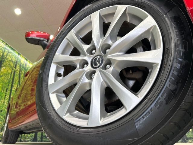 �y����17�C���`�A���~�z�C�[���z�O�ςɃ}�b�`���������A���~�z�C�[���𑕒����Ă���܂��B�e��ЊO�A���~�z�C�[����A�X�^�b�h���X�^�C�����戵�����Ă���܂��B���񂲑��k����������