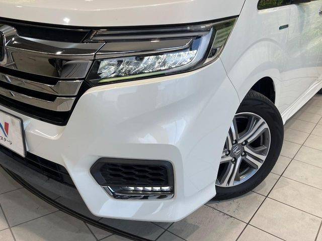�yLED�w�b�h���C�g�z���V����ԑ��s�����ǍD�Ȏ��E���m�ۂ����S���ĉ^�]�ł��鍂�P�xLED�w�b�h���C�g�𑕔�!�_�����x�������A����d�͂��}�����Ă��܂��B