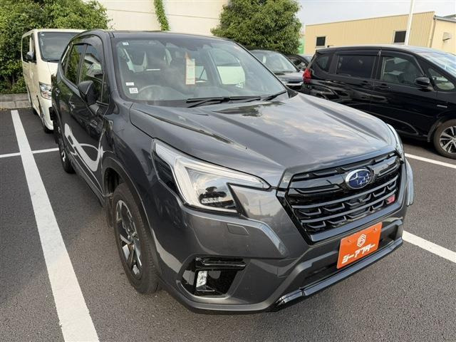 フォレスター1.8 STI スポーツ 4WD