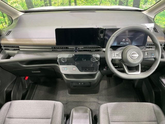 セレナ1.4 e-POWER ハイウェイスターV
