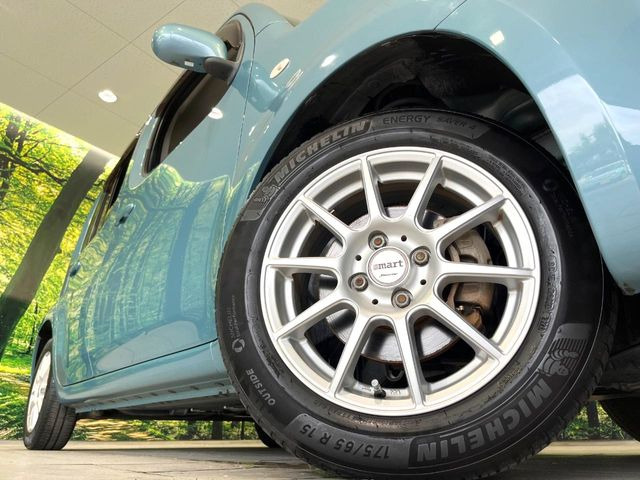 �y15�C���`�A���~�z�C�[���z�O�ςɃ}�b�`�����A���~�z�C�[���𑕒����Ă���܂��B�e��A���~�z�C�[����A�X�^�b�h���X�^�C�����戵�����Ă���܂��B���񂲑��k����������