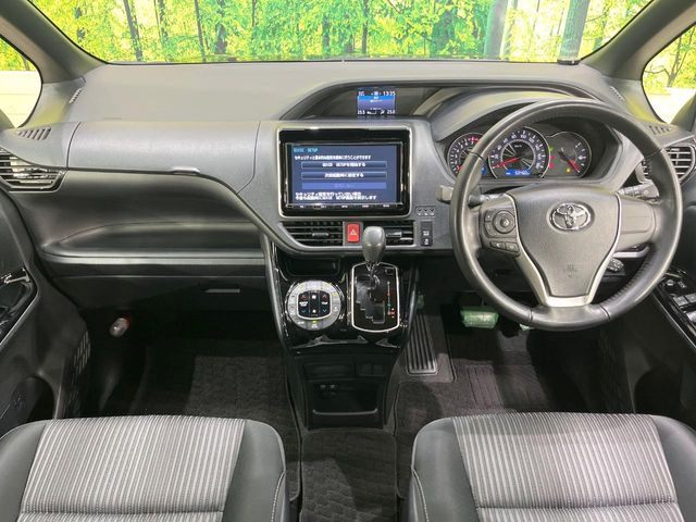 ヴォクシー2.0 ZS