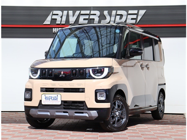 デリカミニT プレミアム デリマル パッケージ 4WD