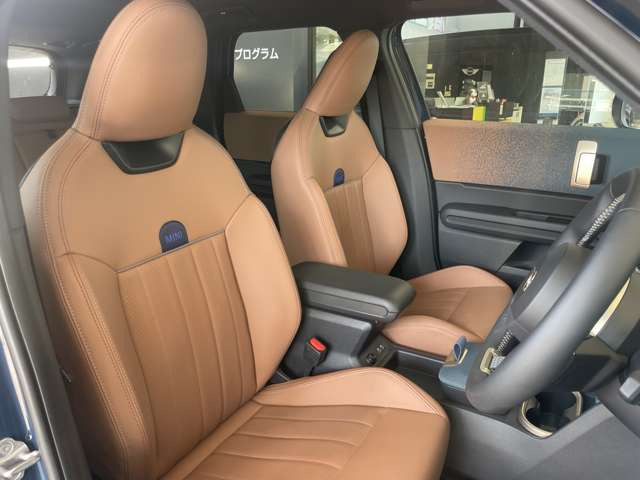 ミニカントリーマンS ALL4 DCT 4WD