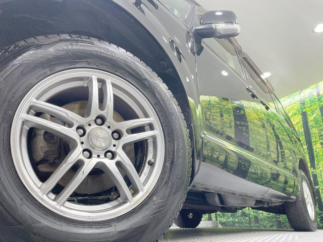 �y16�C���`�A���~�z�C�[���z�O�ςɃ}�b�`�����A���~�z�C�[���𑕒����Ă���܂��B�e��A���~�z�C�[����A�X�^�b�h���X�^�C�����戵�����Ă���܂��B���񂲑��k����������