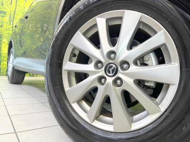 �y����17�C���`�A���~�z�C�[���z�O�ςɃ}�b�`���������A���~�z�C�[���𑕒����Ă���܂��B�e��ЊO�A���~�z�C�[����A�X�^�b�h���X�^�C�����戵�����Ă���܂��B���񂲑��k����������