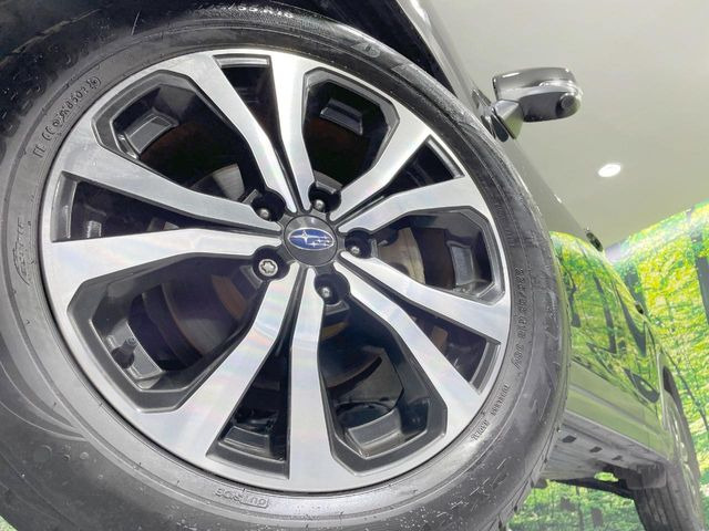�y����18�C���`�A���~�z�C�[���z�O�ςɃ}�b�`���������A���~�z�C�[���𑕒����Ă���܂��B�e��ЊO�A���~�z�C�[����A�X�^�b�h���X�^�C�����戵�����Ă���܂��B���񂲑��k����������