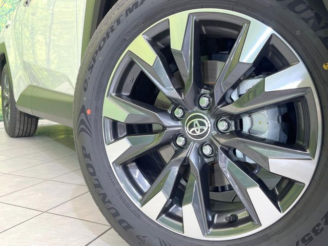 �y����18�C���`�A���~�z�C�[���z�O�ςɃ}�b�`���������A���~�z�C�[���𑕒����Ă���܂��B�e��ЊO�A���~�z�C�[����A�X�^�b�h���X�^�C�����戵�����Ă���܂��B���񂲑��k����������