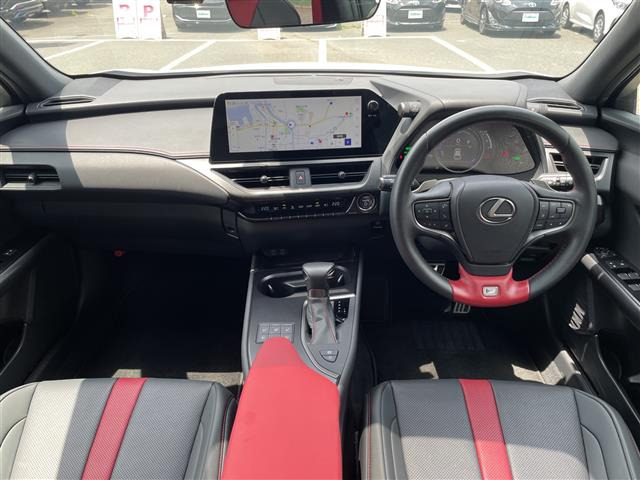 UX250h Fスポーツ エモーショナル エクスプローラー