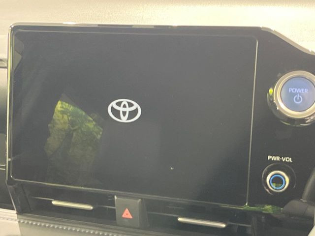 �y10.5�C���` �f�B�X�v���C�I�[�f�B�I�z���ʂ̃f�B�X�v���C��AppleCarPlay��AndroidAuto�����p�\�B�傫�ȉ�ʂŃX�}�z�i�r�A�v���������p���������܂���