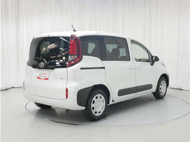 シエンタハイブリッド 1.5 G E-Four 4WD
