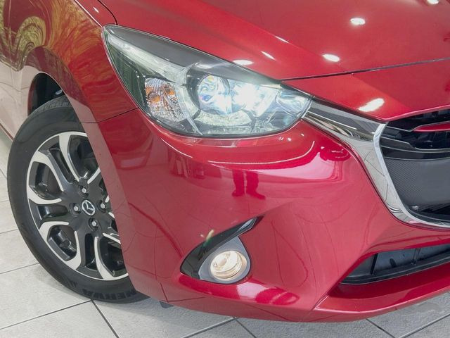 �yLED�w�b�h���C�g�z���V����ԑ��s�����ǍD�Ȏ��E���m�ۂ����S���ĉ^�]�ł��鍂�P�xLED�w�b�h���C�g�𑕔�!�_�����x�������A����d�͂��}�����Ă��܂��B