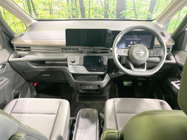 セレナ1.4 e-POWER ハイウェイスターV
