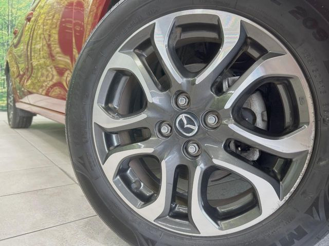 �y����16�C���`�A���~�z�C�[���z�O�ςɃ}�b�`���������A���~�z�C�[���𑕒����Ă���܂��B�e��ЊO�A���~�z�C�[����A�X�^�b�h���X�^�C�����戵�����Ă���܂��B���񂲑��k����������