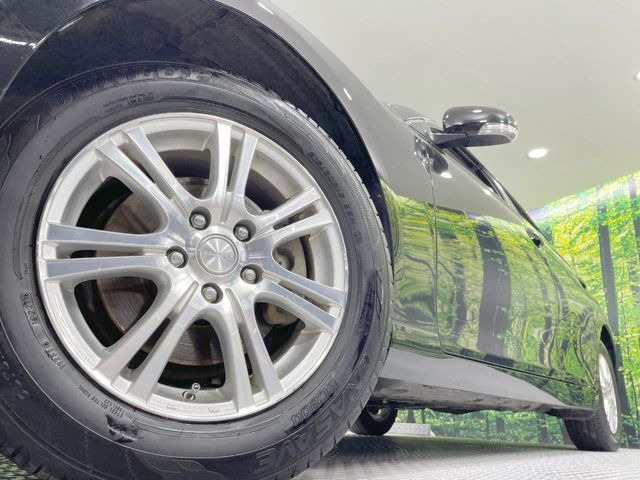 �y16�C���`�A���~�z�C�[���z�O�ςɃ}�b�`�����A���~�z�C�[���𑕒����Ă���܂��B�e��A���~�z�C�[����A�X�^�b�h���X�^�C�����戵�����Ă���܂��B���񂲑��k����������