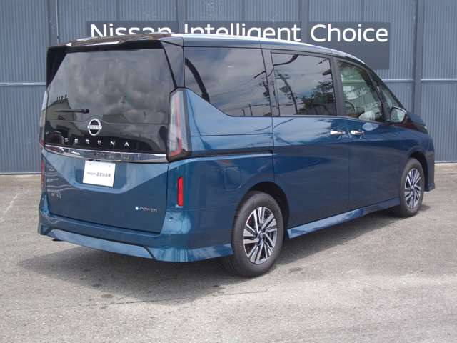 セレナ1.4 e-POWER ハイウェイスターV