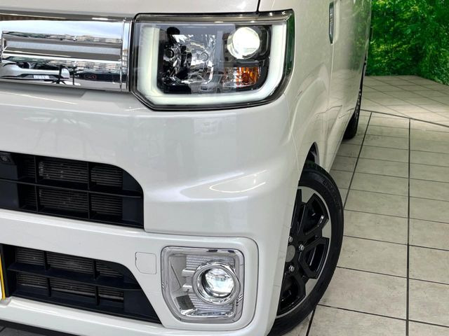 �yLED�w�b�h���C�g�z���V����ԑ��s�����ǍD�Ȏ��E���m�ۂ����S���ĉ^�]�ł��鍂�P�xLED�w�b�h���C�g�𑕔�!�_�����x�������A����d�͂��}�����Ă��܂��B