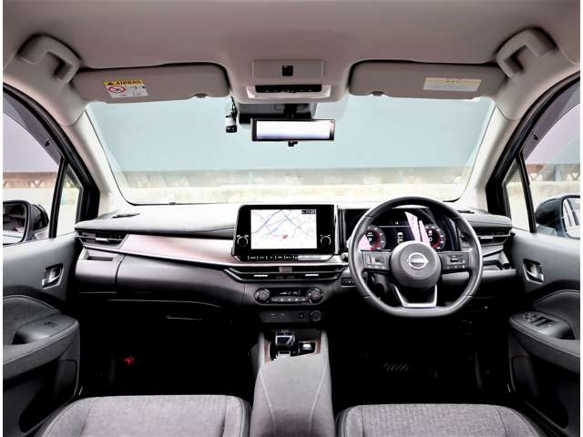 ノートオーラ1.2 G FOUR レザーエディション 4WD