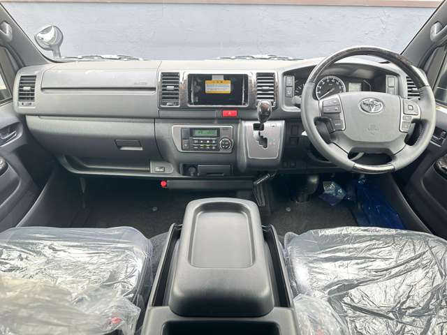 ハイエースバン2.8 スーパーGL ダークプライムII ロング ディーゼル 4WD