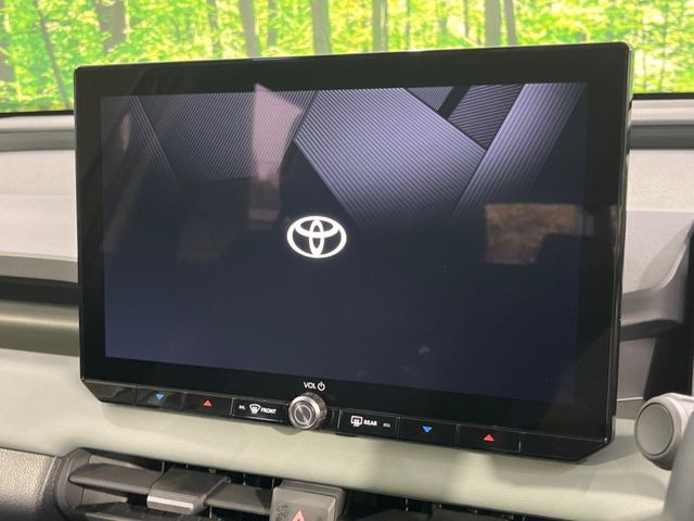 �y12.9�C���` �f�B�X�v���C�I�[�f�B�I�z���ʂ̃f�B�X�v���C��AppleCarPlay��AndroidAuto�����p�\�B�傫�ȉ�ʂŃX�}�z�i�r�A�v���������p���������܂���