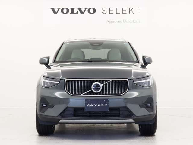 XC40ウルトラ B4 AWD 4WD