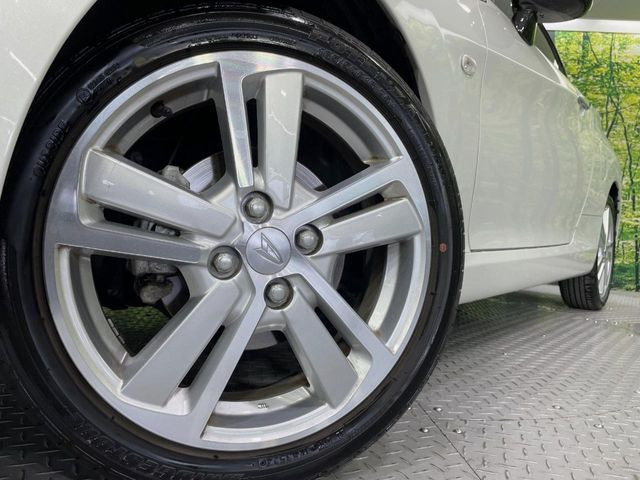 �y����16�C���`�A���~�z�C�[���z�O�ςɃ}�b�`���������A���~�z�C�[���𑕒����Ă���܂��B�e��ЊO�A���~�z�C�[����A�X�^�b�h���X�^�C�����戵�����Ă���܂��B���񂲑��k����������
