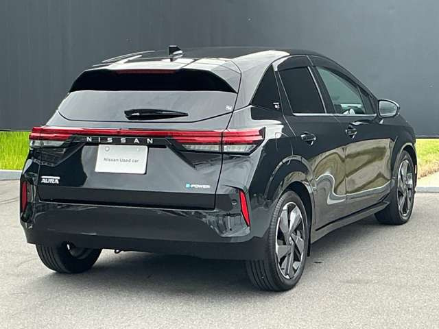 ノートオーラ1.2 G レザーエディション