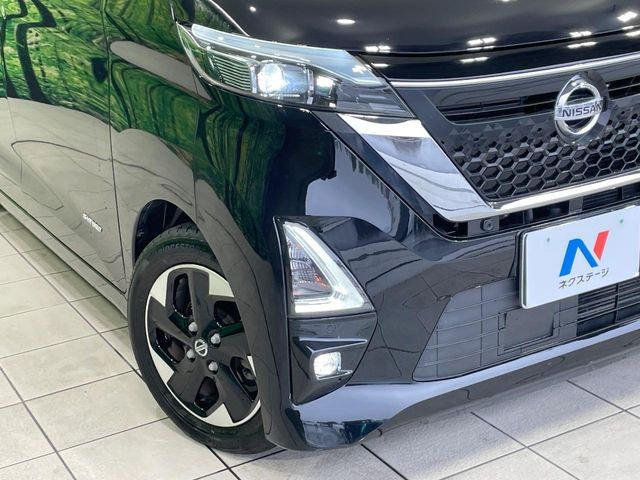 �yLED�w�b�h���C�g�z���V����ԑ��s�����ǍD�Ȏ��E���m�ۂ����S���ĉ^�]�ł��鍂�P�xLED�w�b�h���C�g�𑕔�!�_�����x�������A����d�͂��}�����Ă��܂��B