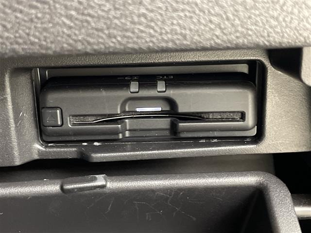 セレナ1.2 e-POWER ハイウェイスターV