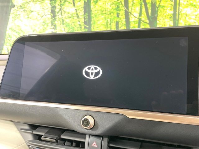 クラウンクロスオーバー2.5 G アドバンスト レザー パッケージ E-Four 4WD